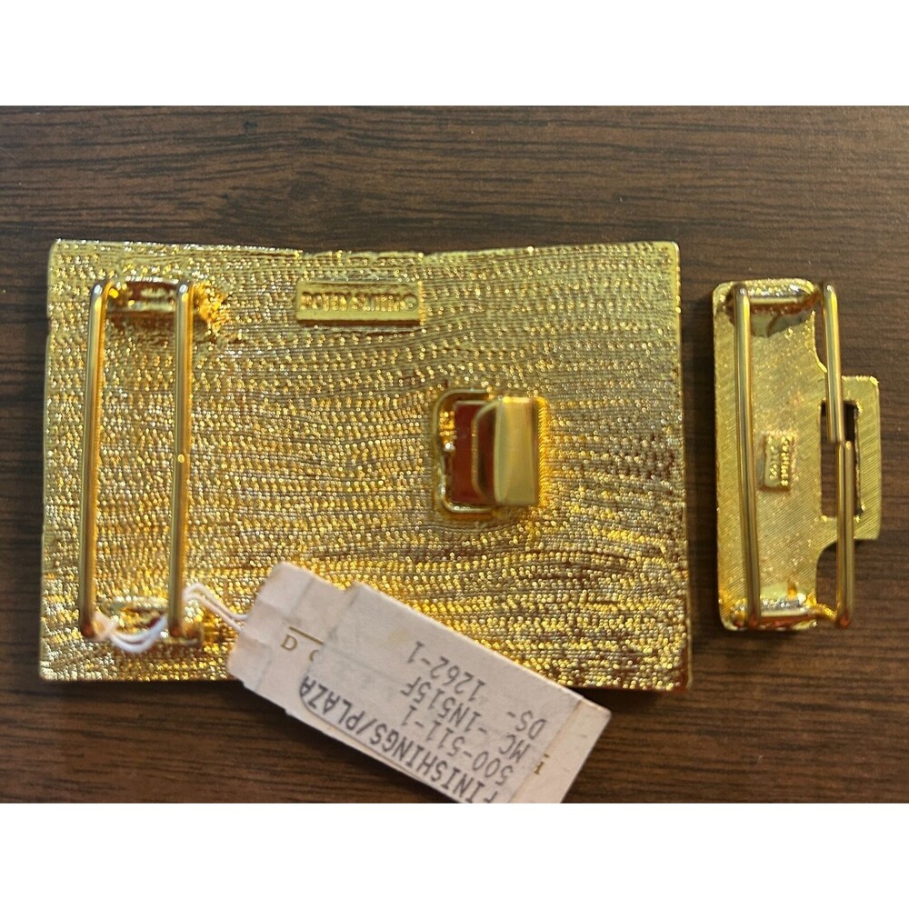 Vintage Dotty Smith Goldtone American Flag Enameled Belt Buckle 2.5" x  1.75" - Picture 12 of 13